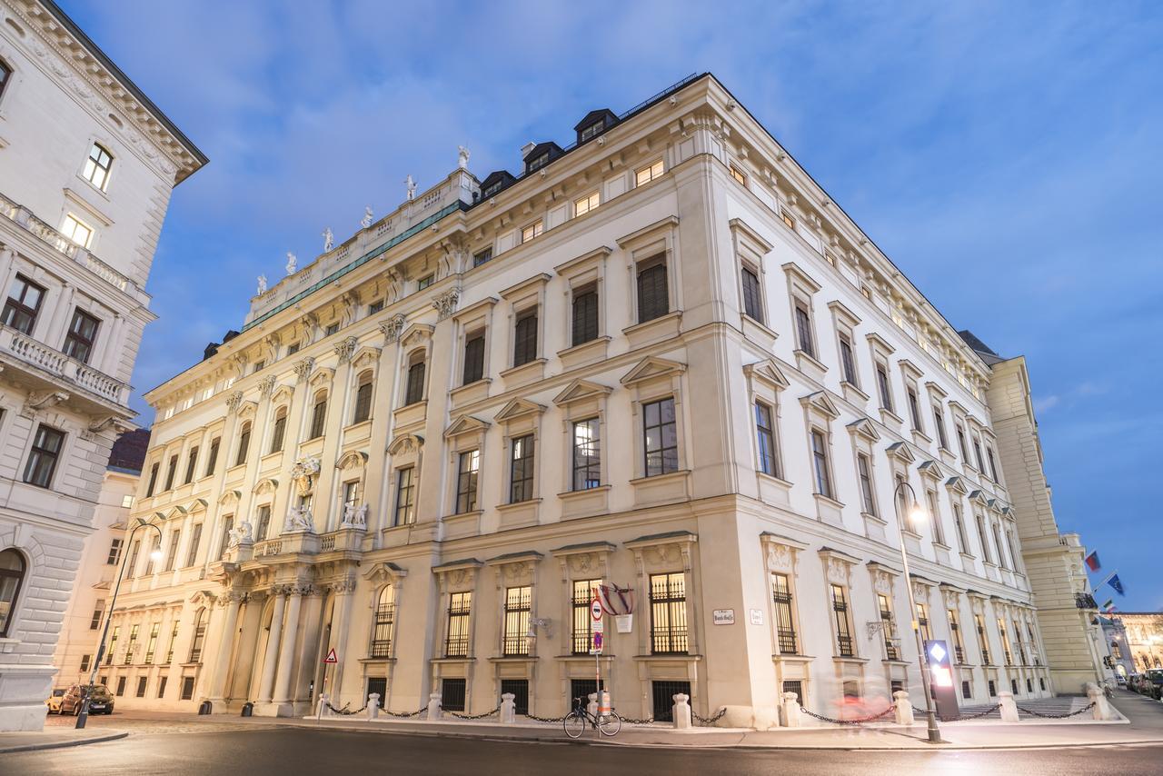 Palais Rathaus By Welcome2vienna Vienna